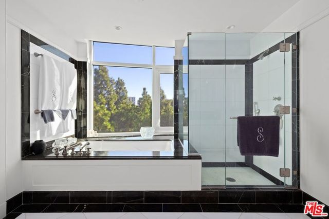 1 W Century Drive 5B, Los Angeles, CA 90067