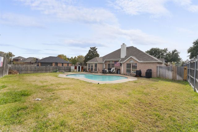 1411 Brittany Lane, Mansfield, TX 76063