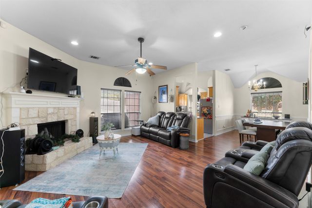 1411 Brittany Lane, Mansfield, TX 76063