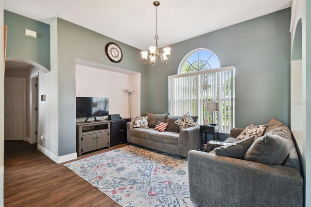16920 FALCONRIDGE ROAD, Lithia, FL 33547