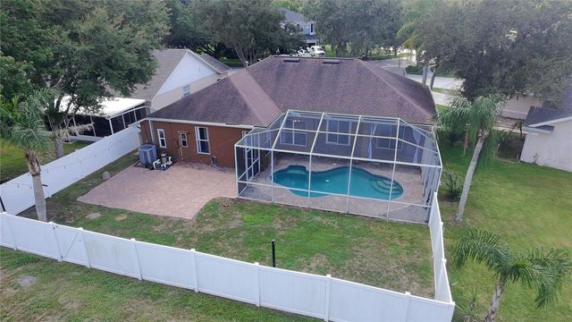 16920 FALCONRIDGE ROAD, Lithia, FL 33547