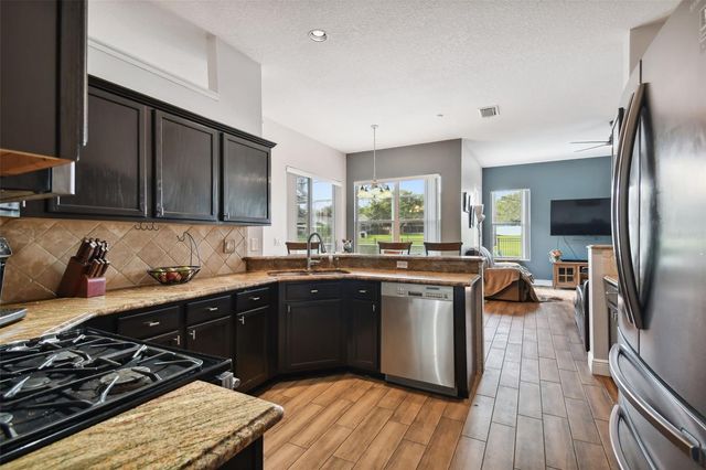 16920 FALCONRIDGE ROAD, Lithia, FL 33547