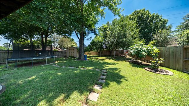 6114 Verde Valley Drive, Houston, TX 77396
