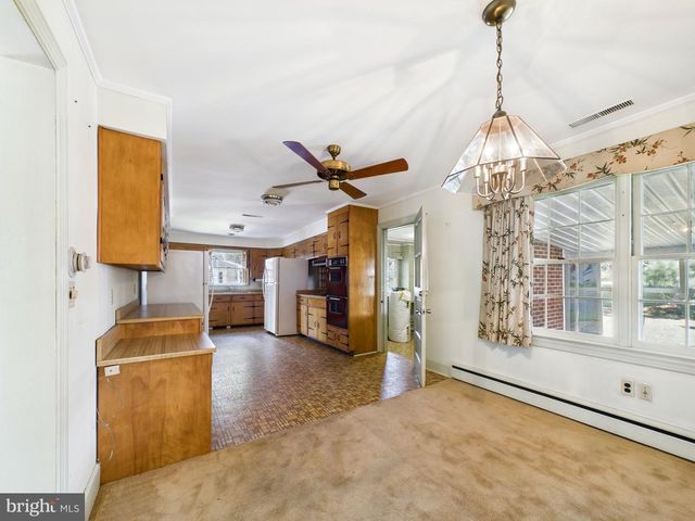 207 BLOOMINGDALE AVE, Federalsburg, MD 21632