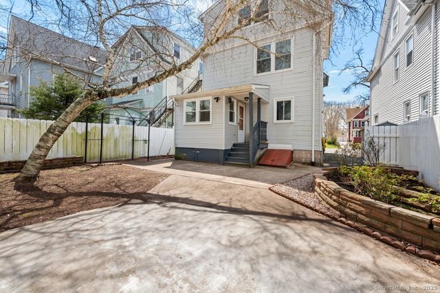 631 Whalley Avenue, New Haven, CT 06511