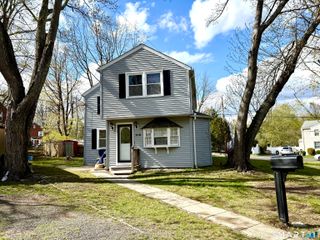 218 Melville Drive, Fairfield, CT 06825