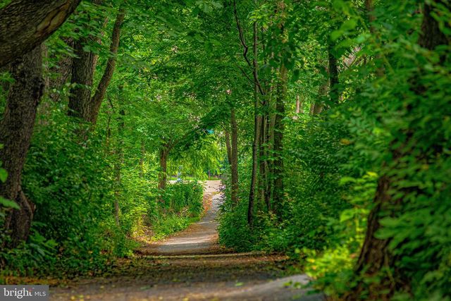 2583 BEAR DEN RD, Frederick, MD 21701