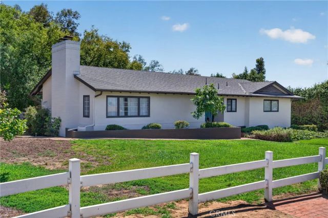 636 E Mariposa, Redlands, CA 92373