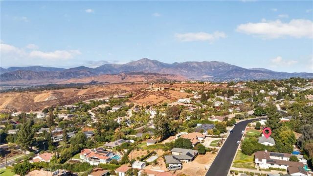 636 E Mariposa, Redlands, CA 92373