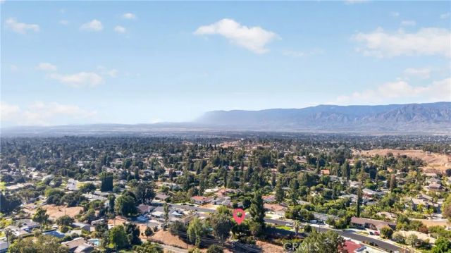 636 E Mariposa, Redlands, CA 92373