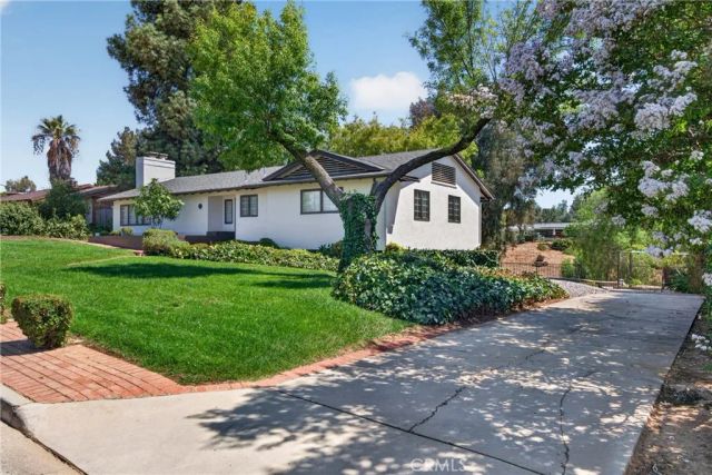 636 E Mariposa, Redlands, CA 92373