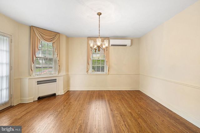 929 BURMONT RD, Drexel Hill, PA 19026