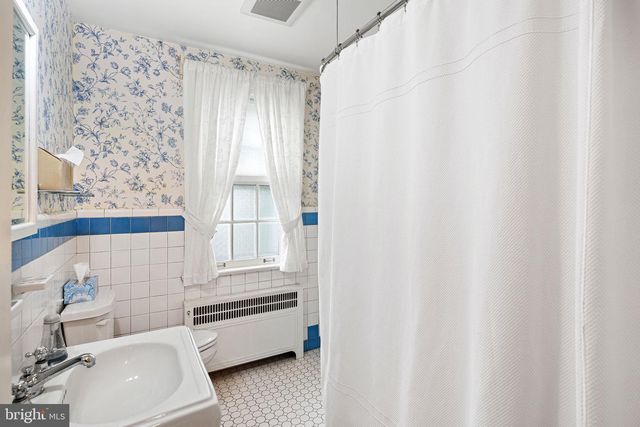 929 BURMONT RD, Drexel Hill, PA 19026