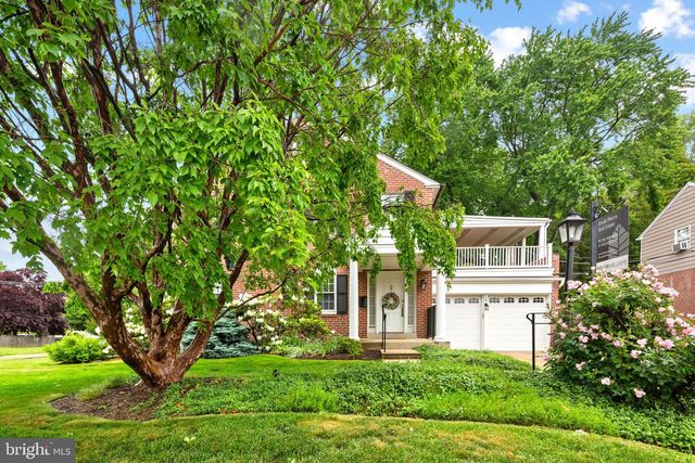 929 BURMONT RD, Drexel Hill, PA 19026