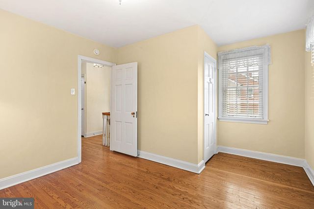 929 BURMONT RD, Drexel Hill, PA 19026