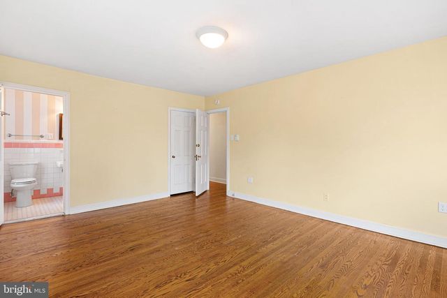 929 BURMONT RD, Drexel Hill, PA 19026