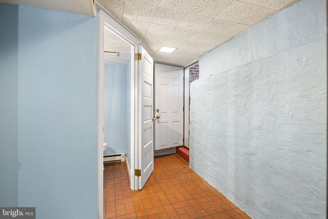 929 BURMONT RD, Drexel Hill, PA 19026
