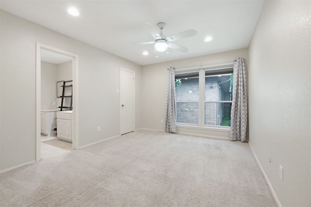 10556 High Hollows Drive 239, Dallas, TX 75230