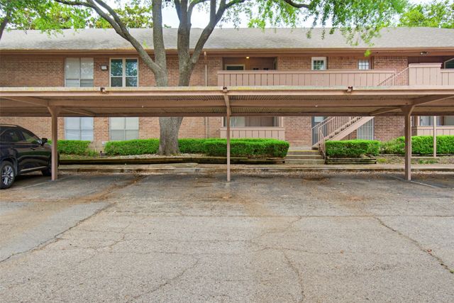 10556 High Hollows Drive 239, Dallas, TX 75230