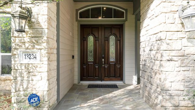 13234 Canyon Crest Lane N, Conroe, TX 77302