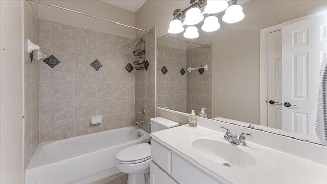 13234 Canyon Crest Lane N, Conroe, TX 77302