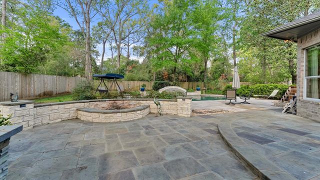 13234 Canyon Crest Lane N, Conroe, TX 77302
