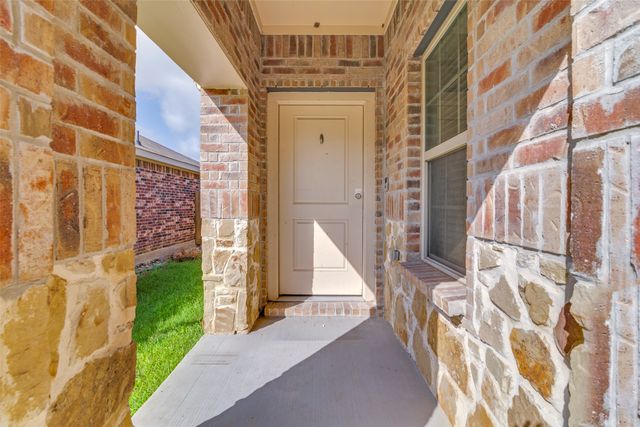 2403 Rosharon Drive, Forney, TX 75126