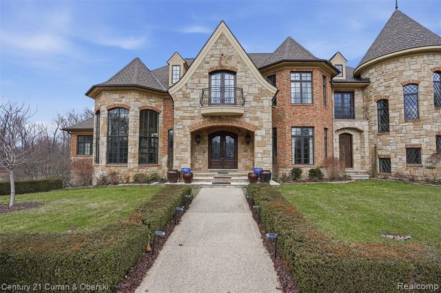 11479 Clyde Road, Fenton, MI 48430