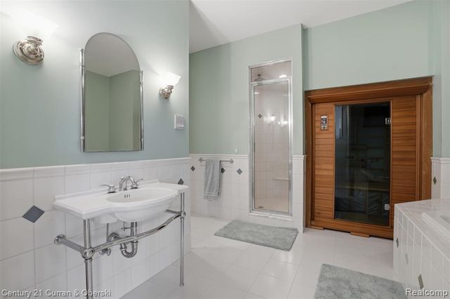 11479 Clyde Road, Fenton, MI 48430