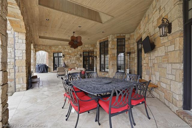 11479 Clyde Road, Fenton, MI 48430