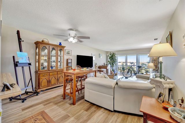 4835 INDEPENDENCE DRIVE, Bradenton, FL 34210