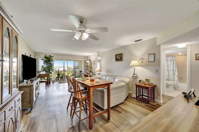 4835 INDEPENDENCE DRIVE, Bradenton, FL 34210