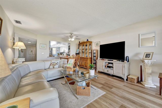 4835 INDEPENDENCE DRIVE, Bradenton, FL 34210