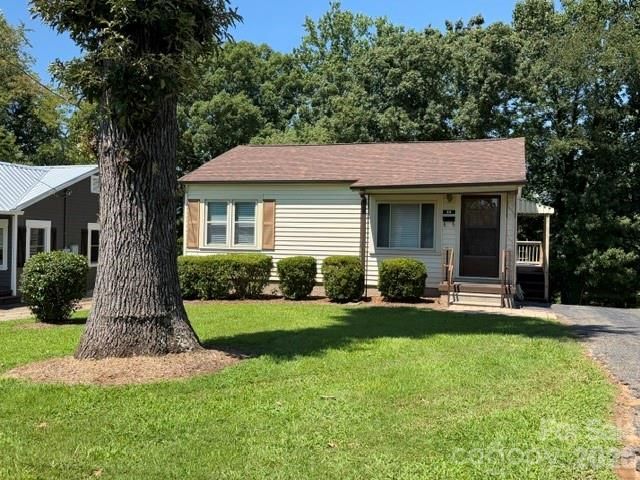 44 Ridgecrest Drive, Marion, NC 28752