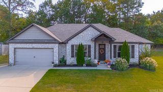 1203 Quachita Cove, Benton, AR 72019