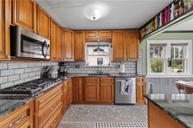 723 Old Orchard Avenue, Excelsior Springs, MO 64024
