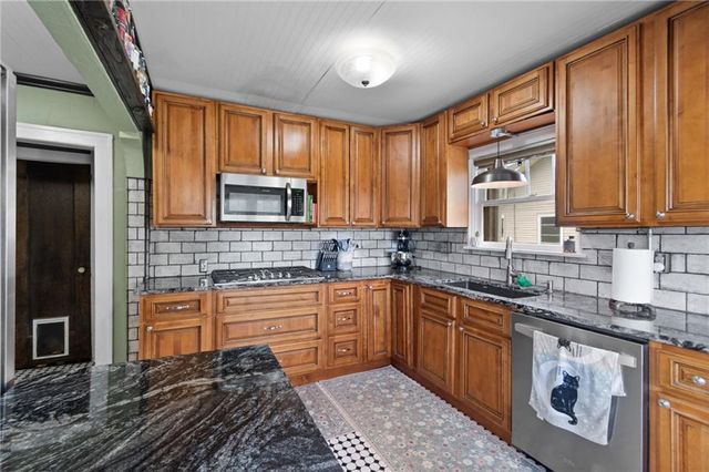 723 Old Orchard Avenue, Excelsior Springs, MO 64024