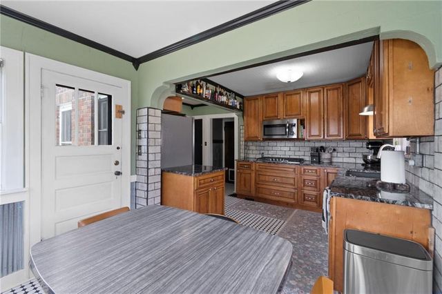 723 Old Orchard Avenue, Excelsior Springs, MO 64024