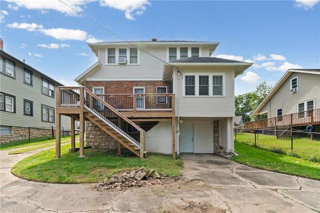 723 Old Orchard Avenue, Excelsior Springs, MO 64024