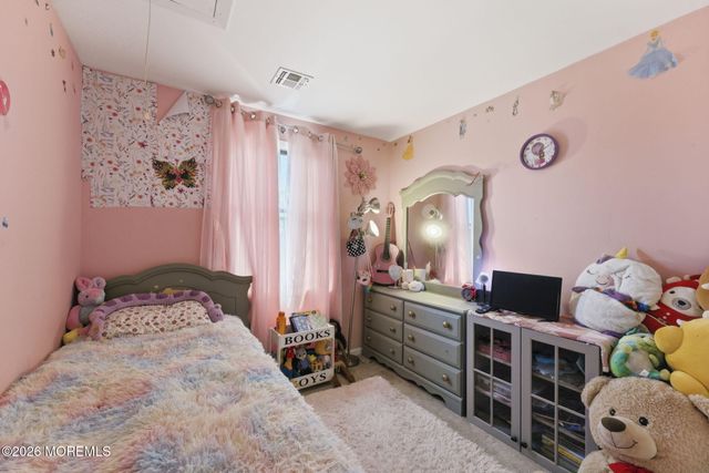 301 Norwood Avenue, Laurence Harbor, NJ 08879