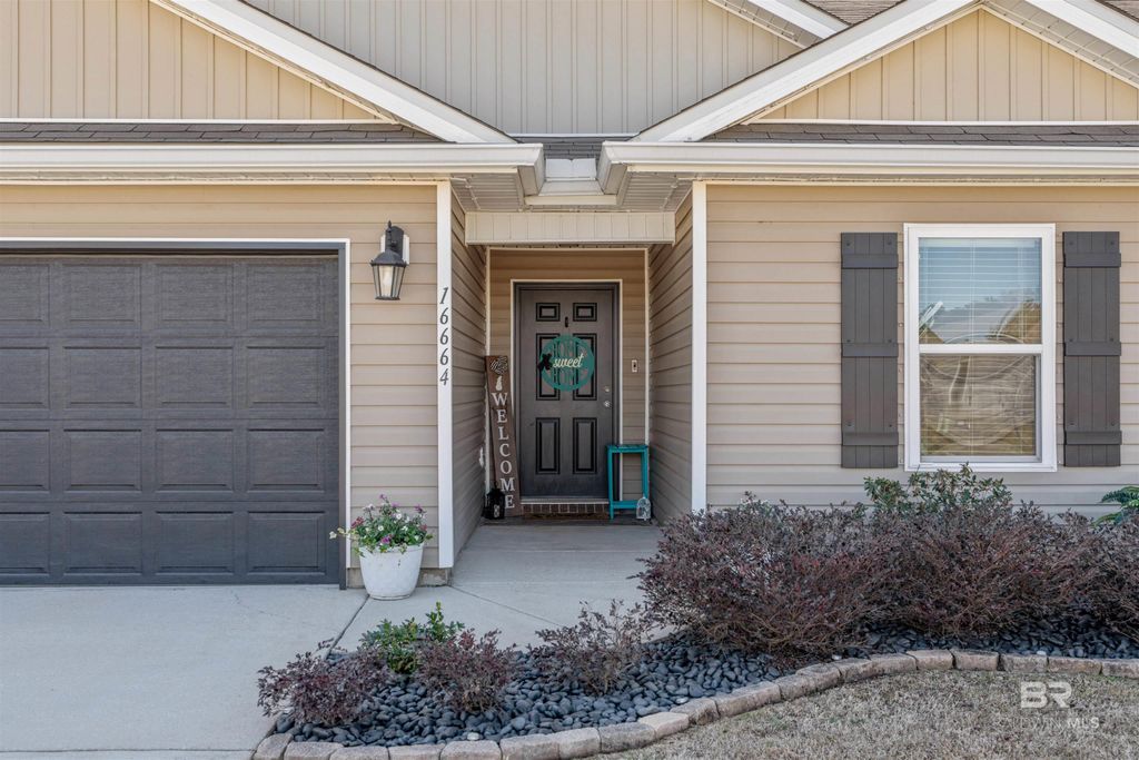 16664 Walstan Drive, Loxley, AL 36551