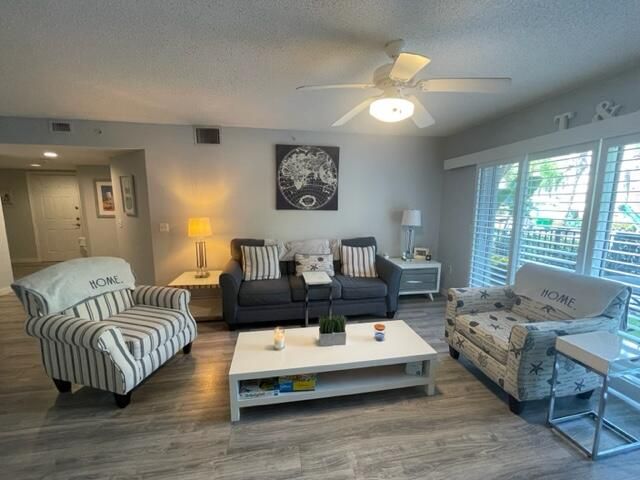 2131 SE 10th Avenue 1112, Fort Lauderdale, FL 33316