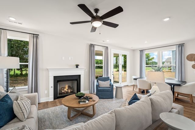 1411 Charles Drive, Chapel Hill, TN 37034