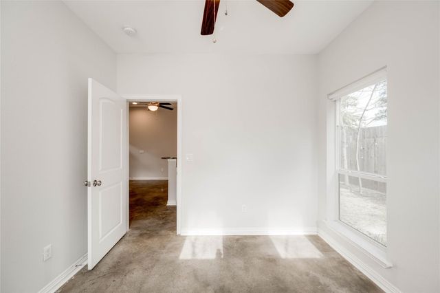 811 Gunter ST B, Austin, TX 78702