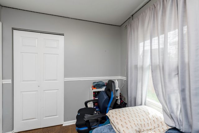 19451 W Hoag Court, Mundelein, IL 60060