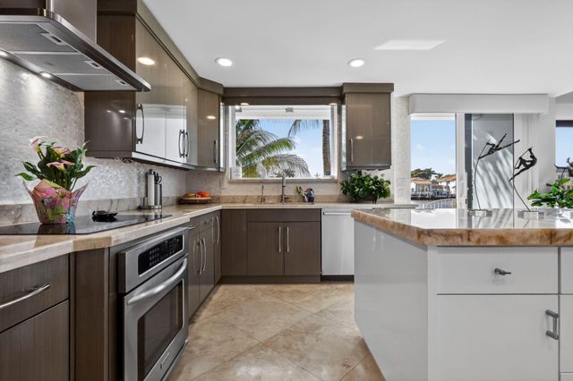 2912 S Ocean Boulevard S TH3, Highland Beach, FL 33487