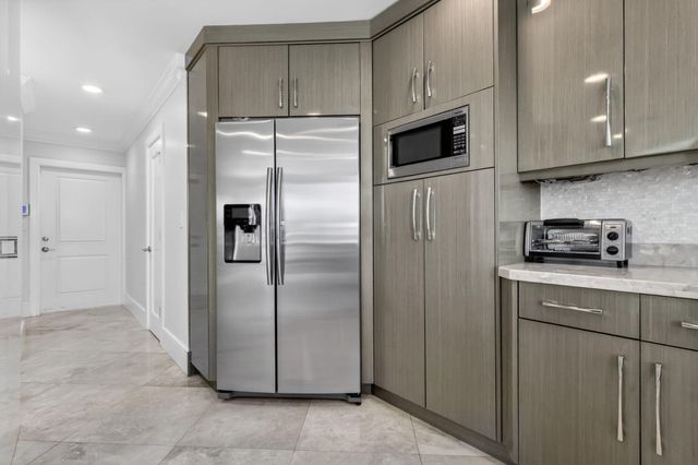 2912 S Ocean Boulevard S TH3, Highland Beach, FL 33487