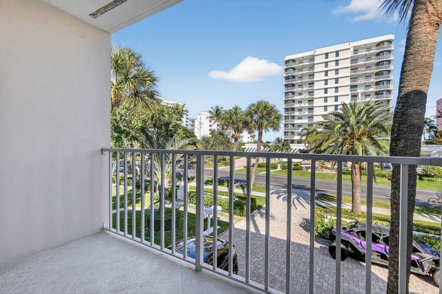 2912 S Ocean Boulevard S TH3, Highland Beach, FL 33487