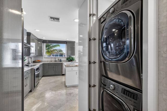 2912 S Ocean Boulevard S TH3, Highland Beach, FL 33487