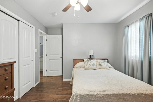 2214 S Brownell Avenue, Joplin, MO 64804